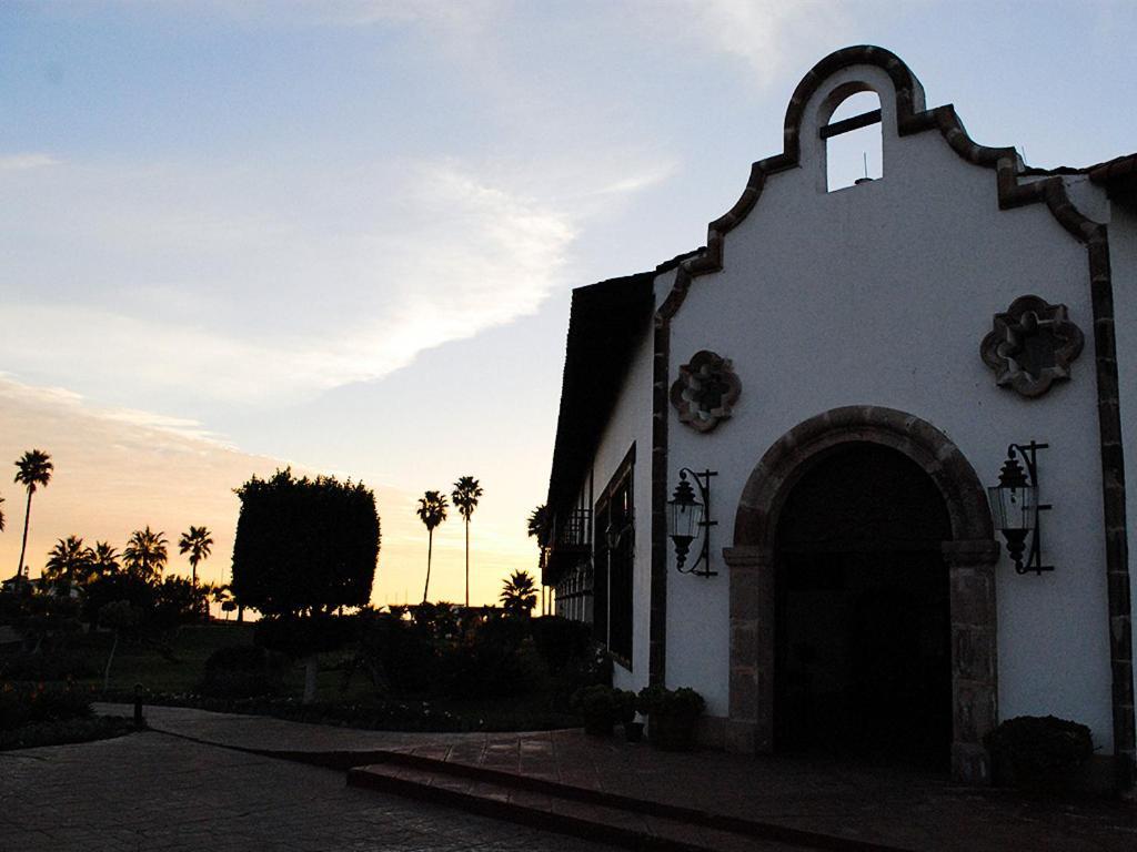 Hotel Hacienda Bajamar La Mision Exteriér fotografie